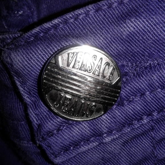 ๐ผ๐ Versace Purple Denim Capris ๐ฏ% Authentic ๐ - Picture 2 of 6